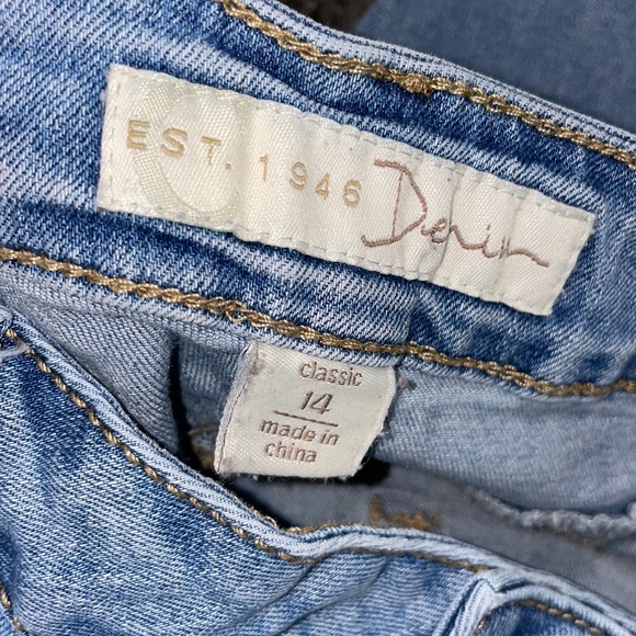 Jean Capris - Picture 6 of 7